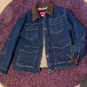 Vintage Wrangler Blue Denim Jacket with Brown Collar